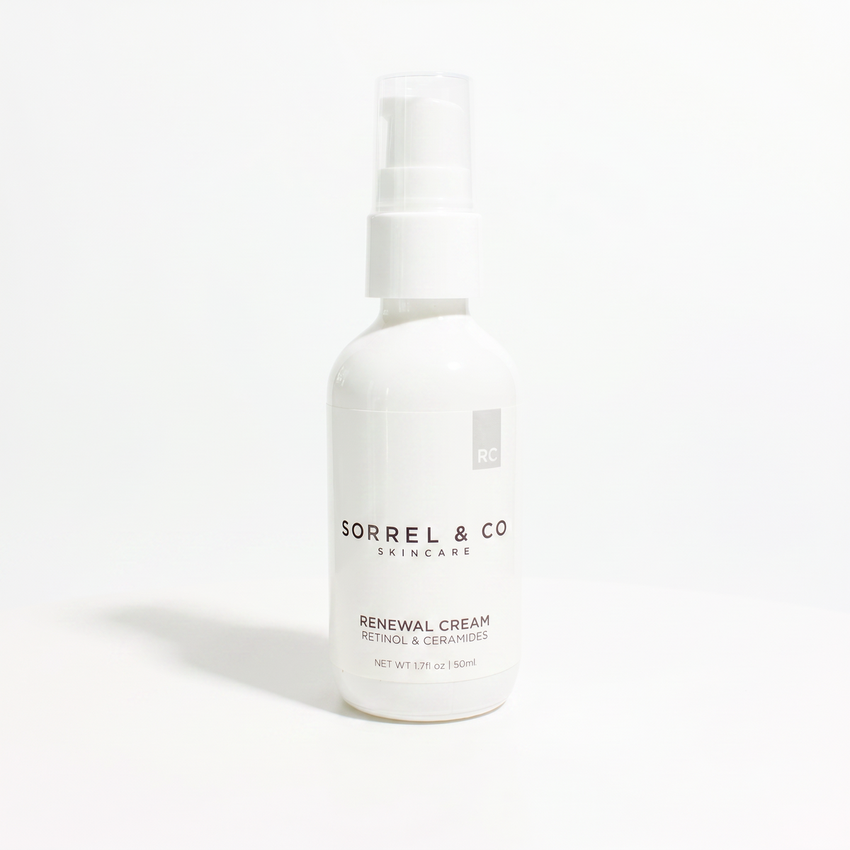 Renewal Cream with Retinol & Ceramides on a white background